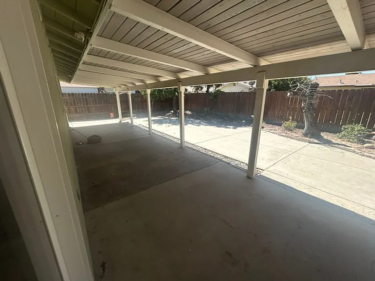 1331 W Mary Ct — Photo 21