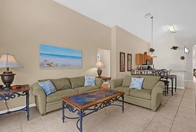 1438 Solana Cir — Photo 8