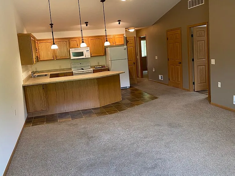 722 Hagman St #722 — Photo 2