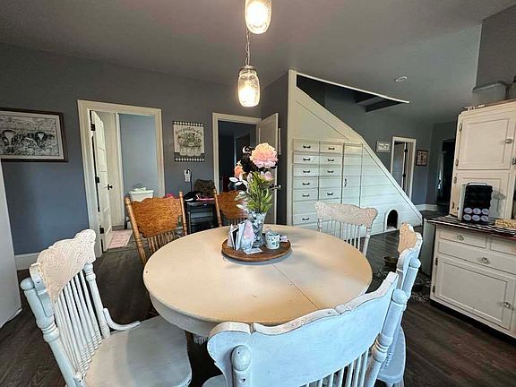 2nd image of 22909 West St