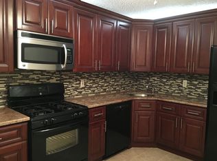 509 Quince Ct, Mahwah, NJ 07430