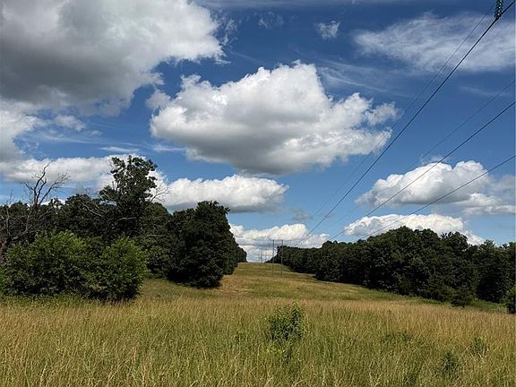 3rd image of 1024 County Road 221