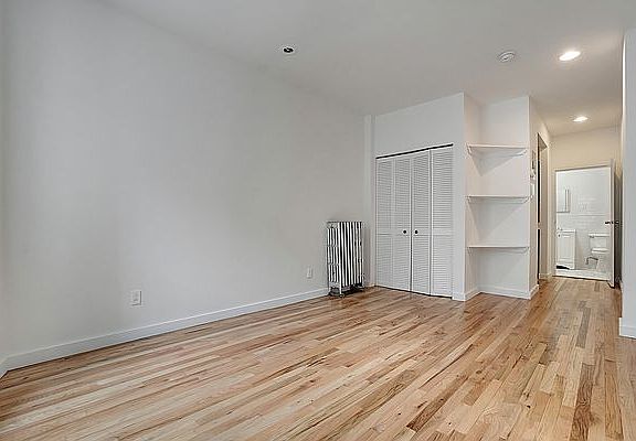 3rd image of 128 E 96th St APT 1A