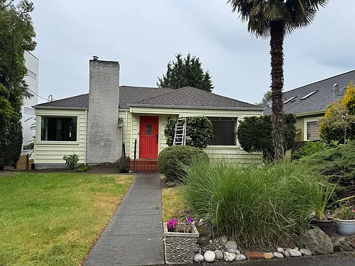 3207 12th Ave W Photo 1