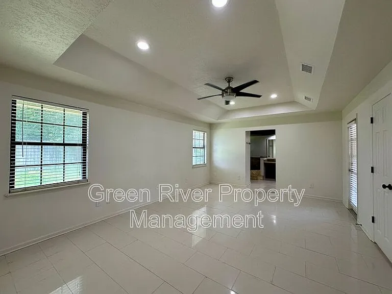 3288 Deerfield Pointe Dr — Photo 14