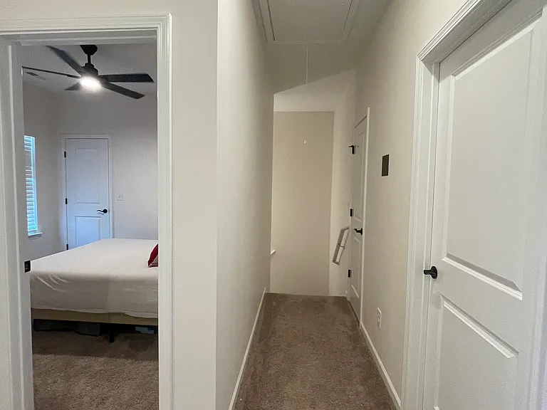704 Samuel Dr — Photo 53