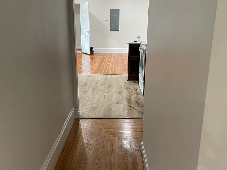1190 Warren Ave #2 — Photo 4