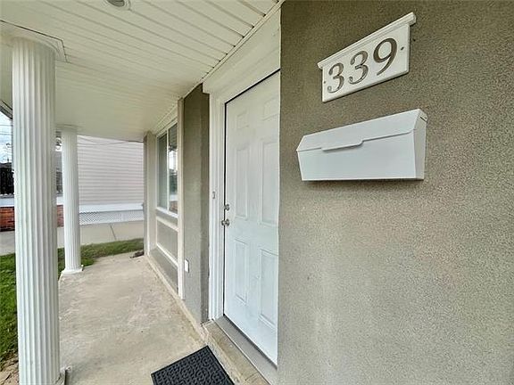 3rd image of 339 39th St