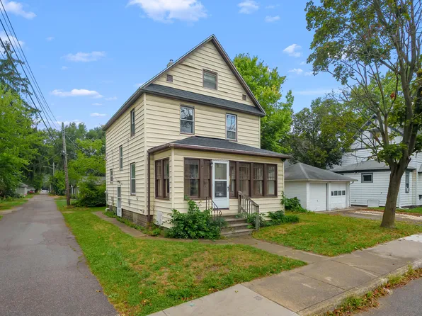 1512 Race St, Kalamazoo, MI 49001