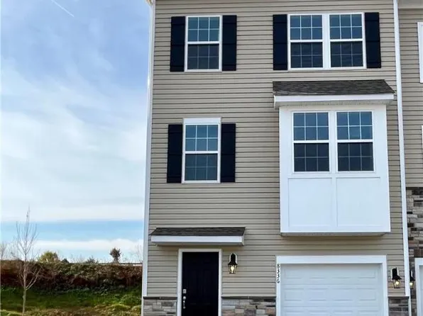 8309 Alexander Ct, Breinigsville, PA 18031