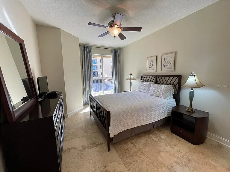 521 Mandalay Ave #309 — Photo 21