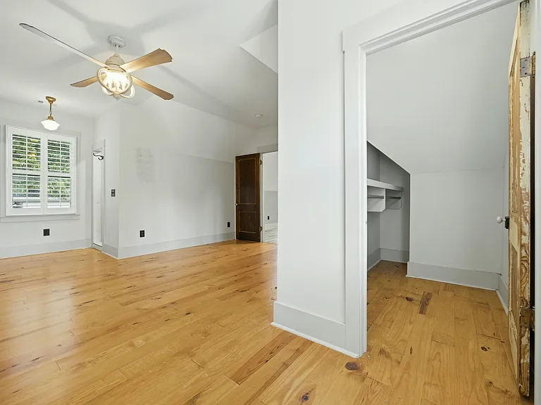 185 W Moreno St — Photo 31