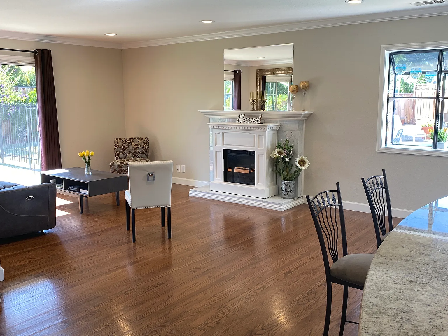 1721 Lollie Ct — Photo 3