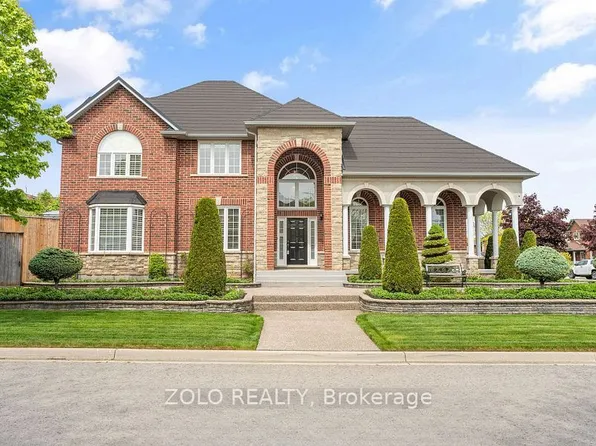 42 Vinifera Dr, Grimsby, ON L3M 5S1