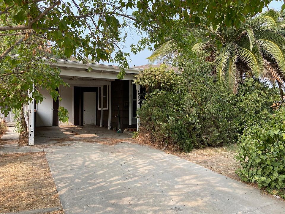 2nd image of 1335 Inyo Ave