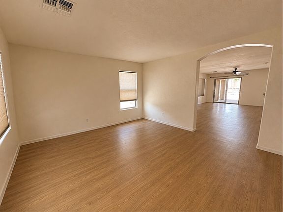 3rd image of 25776 W Winslow Ave