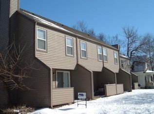 209 Hanover Pl APT 4, Lawrence, KS 66044