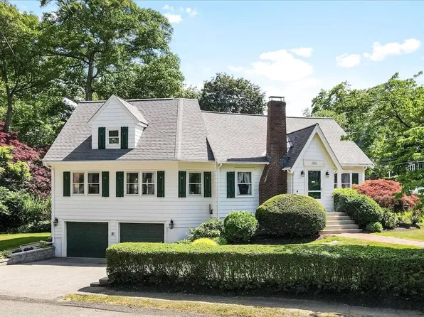 366 Warren St, Needham, MA 02492