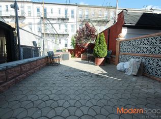 3033 43rd St #1, Astoria, NY