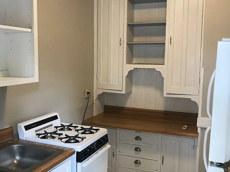 715 S Phillips Ave — Photo 8