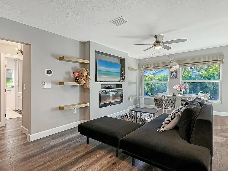 5462 Creeping Hammock Cir — Photo 17