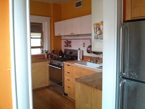 3rd image of 3537 Jefferson St #Top