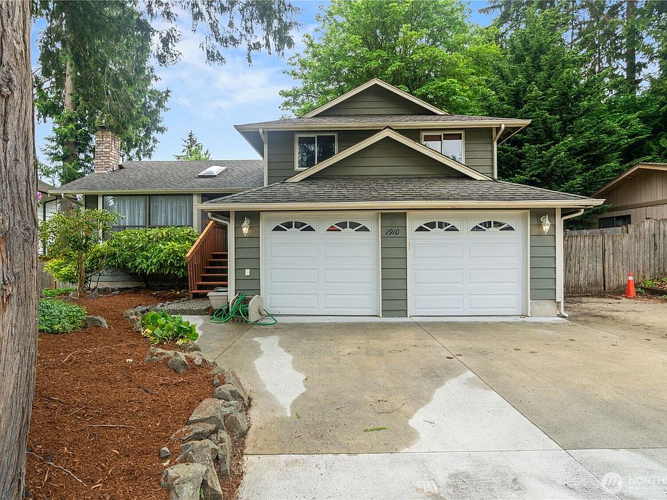 1st image of 1910 173rd Street SE