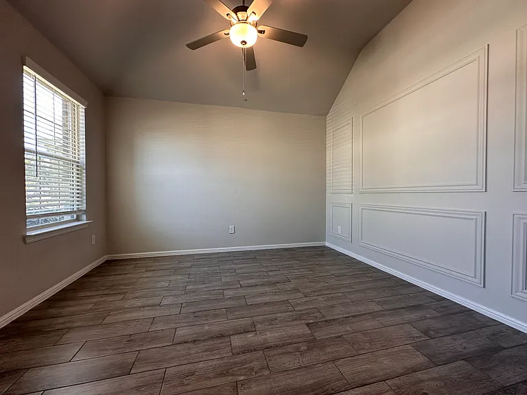 2516 Rambling Rd — Photo 13