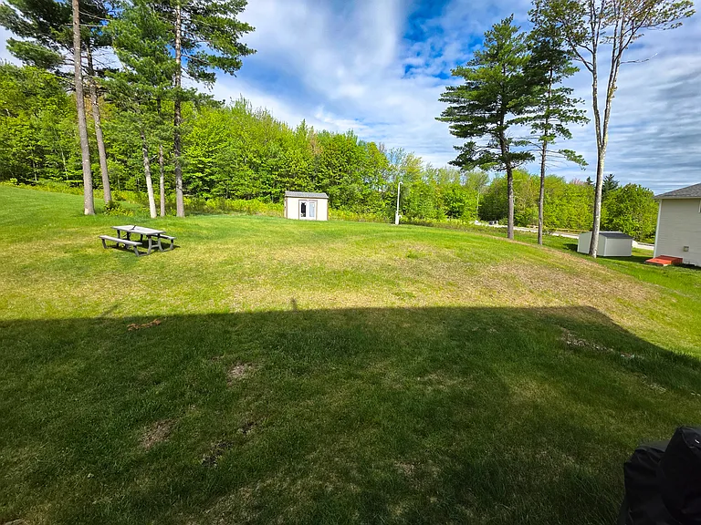 8 Colleen Cir — Photo 21