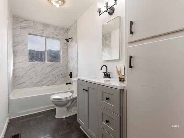 70 N Main St, Glendale, UT 84729