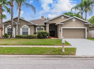 1330 Clearglades Dr, Zephyrhills, FL 33543