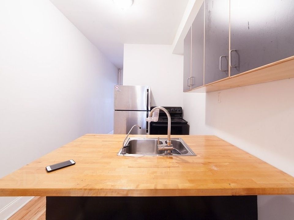 1st image of 299 Troutman St APT 4R