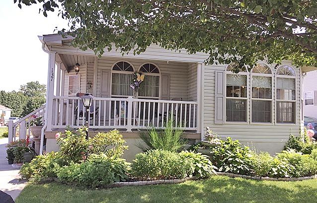 (Blueberry Lane Unit 137)
