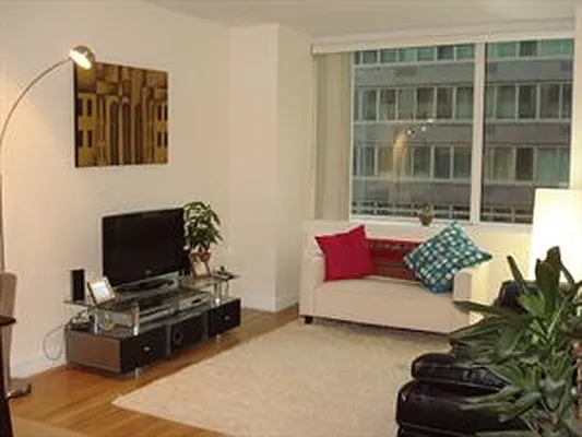 Rented by Douglas Elliman | media 30