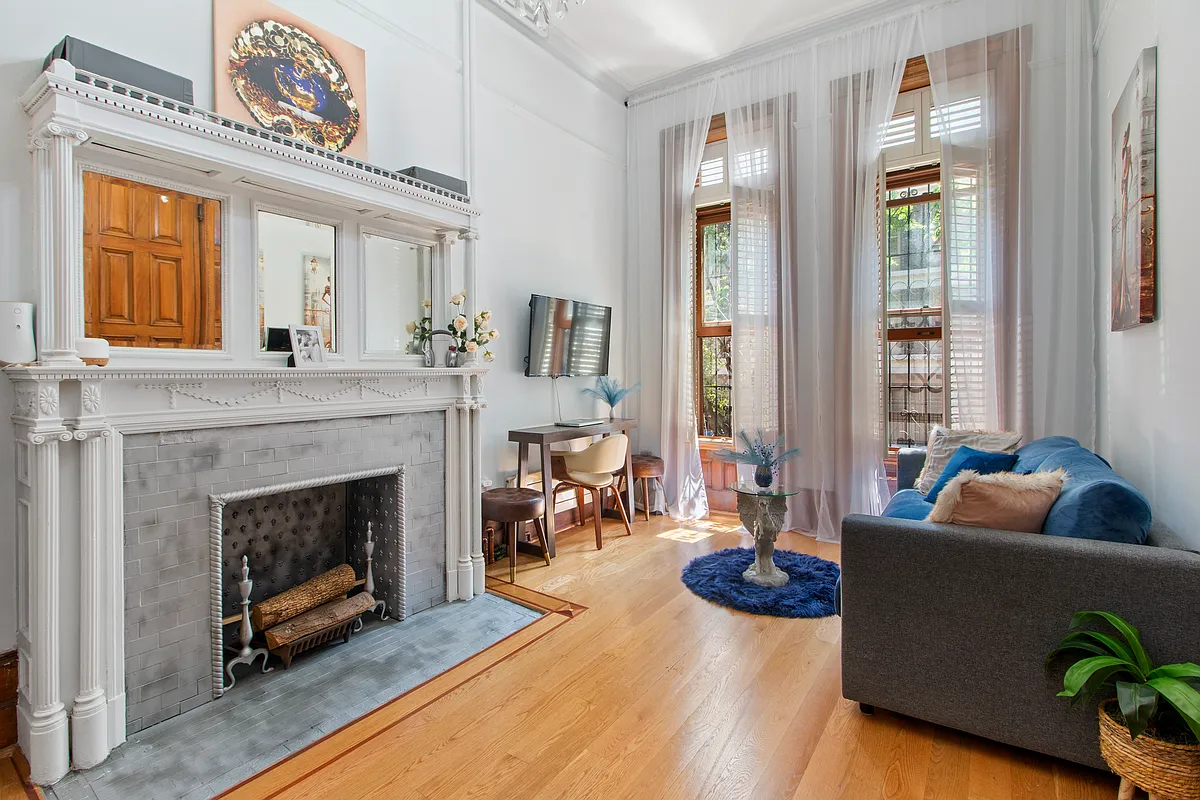 119 West 85th St Unit 2F  