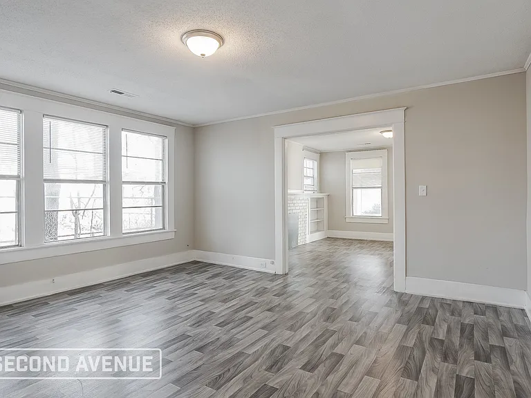 2908 Avenue I — Photo 11