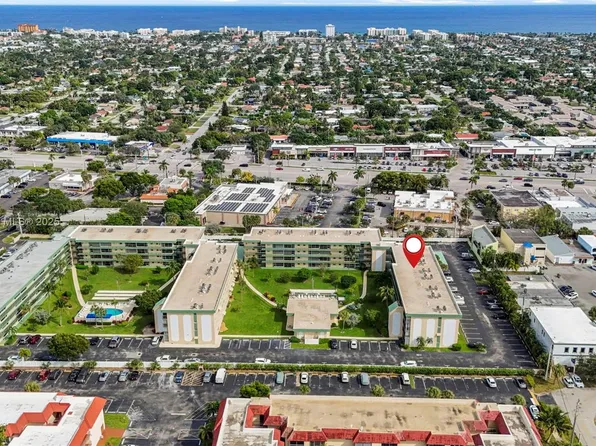 810 SE 7th St APT 306, Deerfield Beach, FL 33441