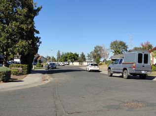 5 Deer Ct, Sacramento, CA