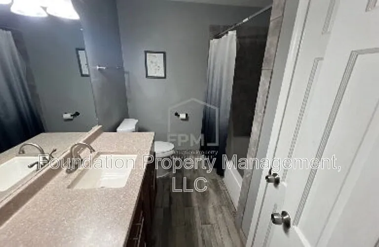 6236 Haddington Dr — Photo 18