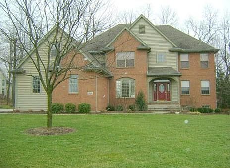 1st image of 7556 Old Woods Ct