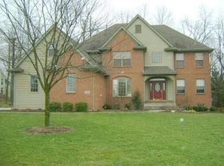 7556 Old Woods Ct, Springboro, OH 45066