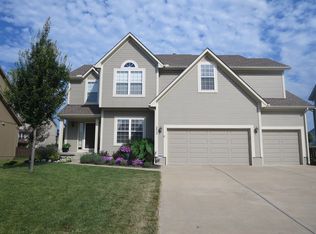 2412 SW Golden Eagle Rd, Lees Summit, MO 64082