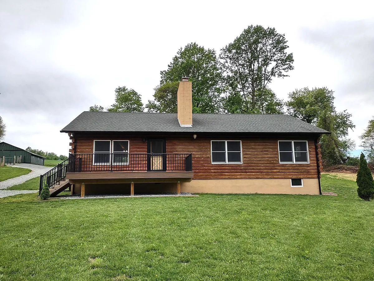 Building Photo - 3922 Emrick Ln