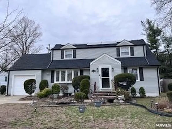 36-14 Northern Dr, Fair Lawn, NJ 07410
