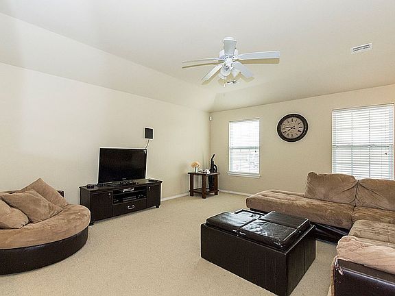 3rd image of 9258 S 254th Ave