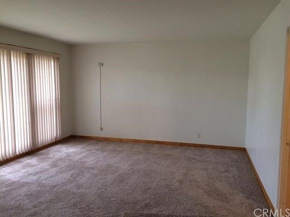3rd image of 827 San Marino Ave