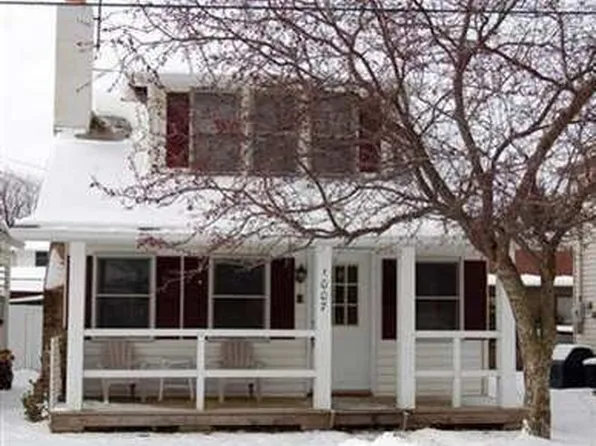 1007 East Dr, Huron, OH 44839