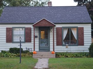 244 W 22nd St, Holland, MI 49423