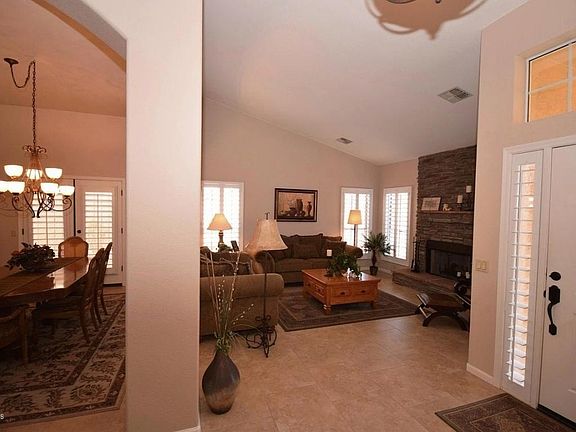 4th image of 25812 S Flame Tree Dr
