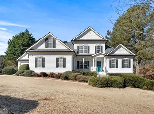 164 Castlewood Rd, Tyrone, GA 30290